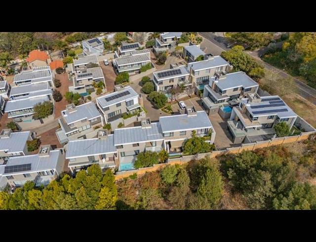3 BEDROOM CLUSTER FOR SALE IN WATERKLOOF RIDGE